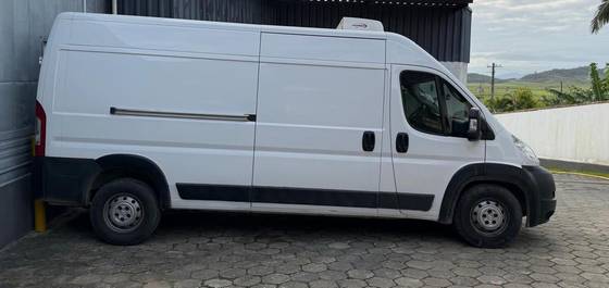 FIAT DUCATO 2.3 MULTIJET DIESEL MAXICARGO MANUAL FIAT DUCATO 2.3 MULTIJET DIESEL MAXICARGO MANUAL